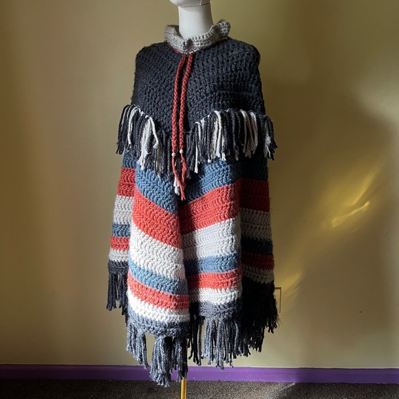 Handmade Crochet Poncho Cape Heavy Knit Striped Fringe Boho‎ Hippie Festival OS - Picture 8 of 9